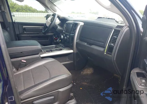 2016 Ram 1500 Sport из США, поврежденный, VIN 1C6RR7UT4GS281736